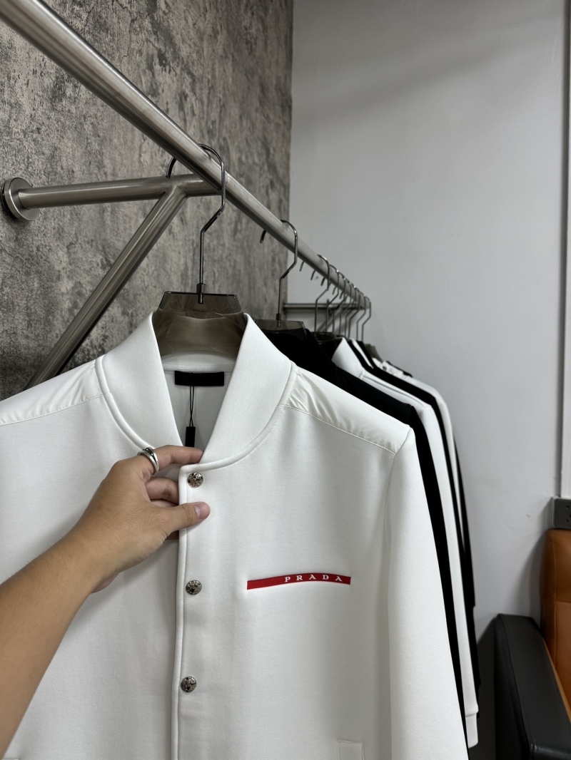 Pra*a outwear